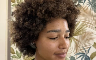 Coiffeur afro, bouclé et cheveux texturés à Cormelles-le-Royal, près de Caen