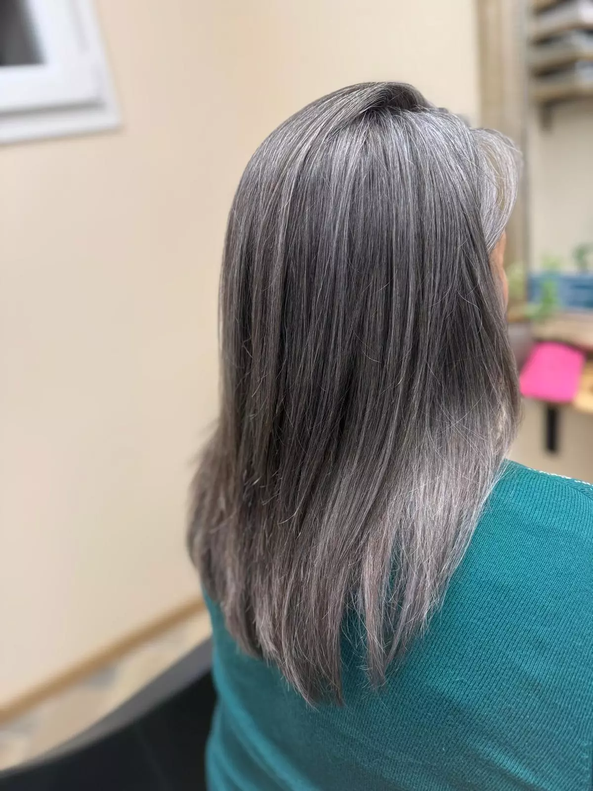 grey blanding grey blending balayage transition cheveux gris